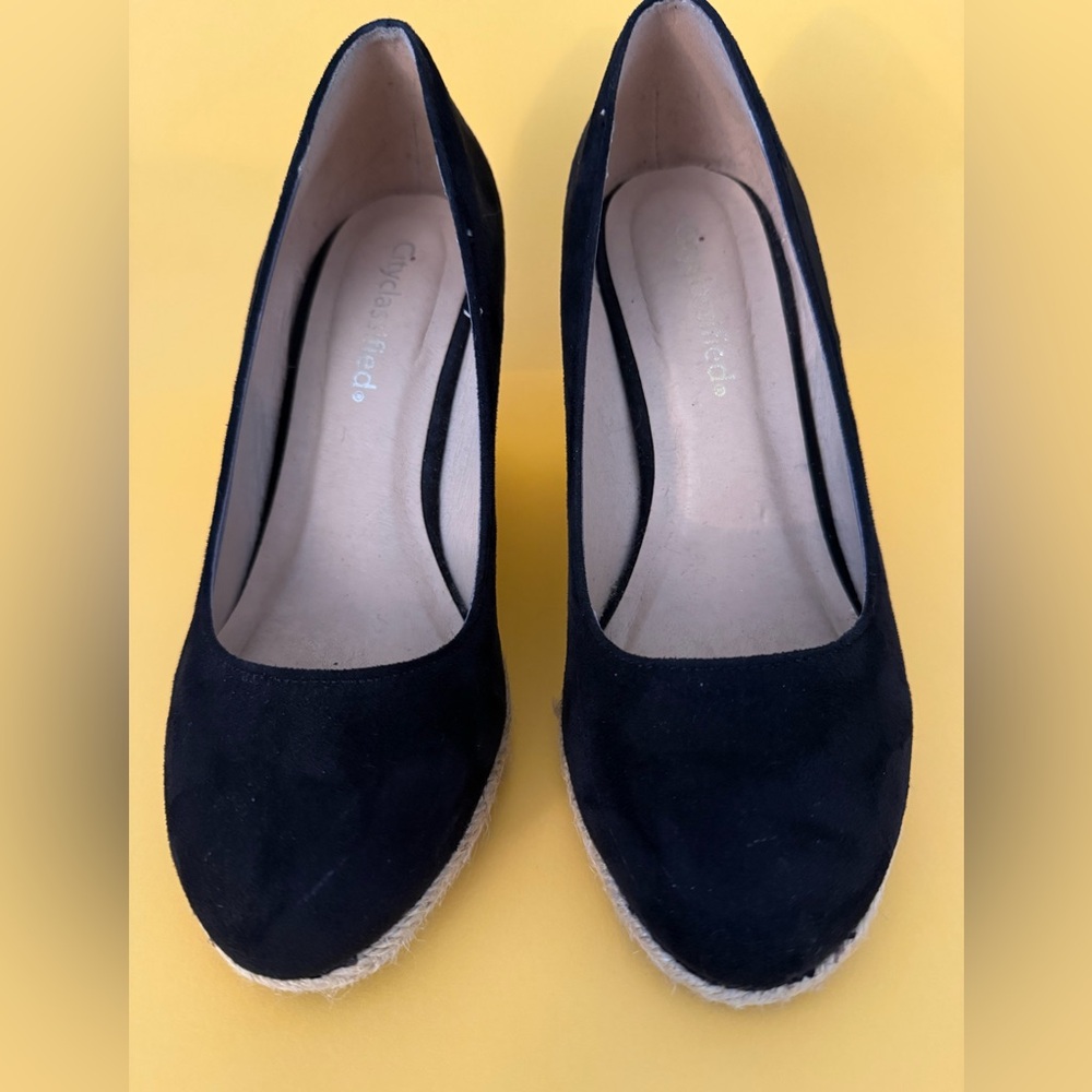 Cityclassified Black Espadrille Wedges - Picture 4 of 8